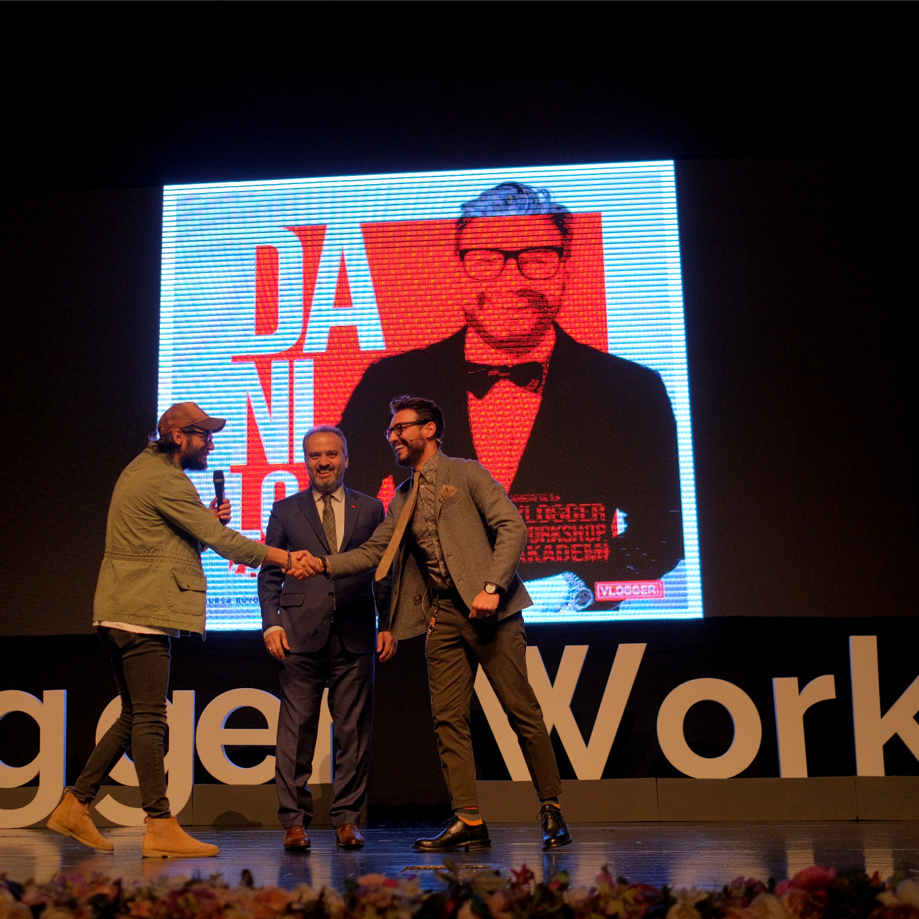 blogger-about-staff1